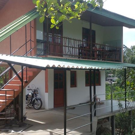 Ella Breeze Homestay Bagian luar foto